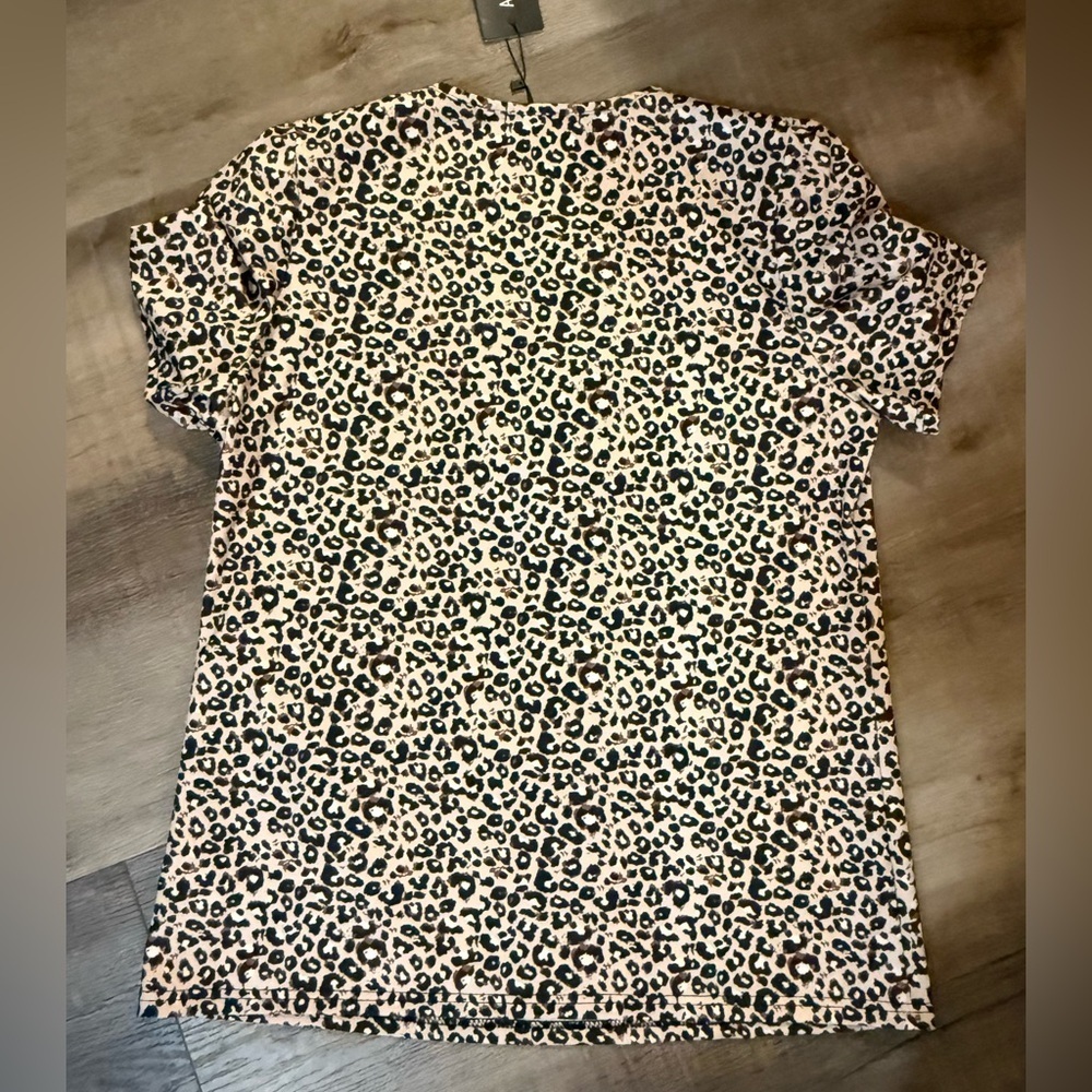 Agnes Urban Black Leopard Print V-Neck  Blouse Size Large - Picture 9 of 9
